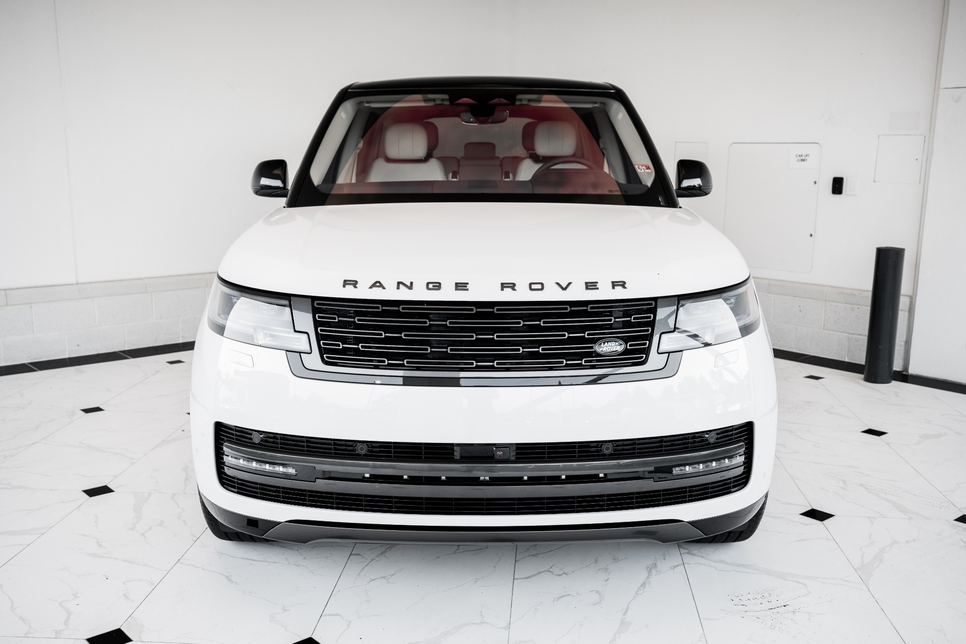 Used 2023 Land Rover Range Rover SE LWB 5+2 For Sale (Sold